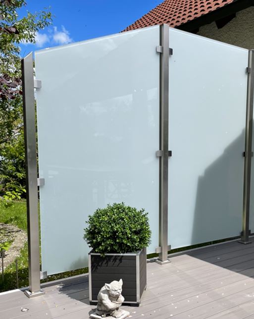 Sichtschutz mit satinierten Glas